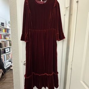 Elegant Velvet Burgundy Dress